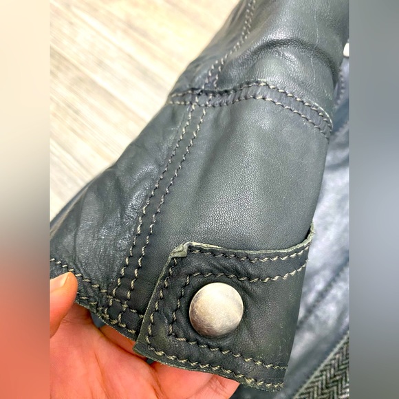 Danier Leather Long Jacket - Picture 4 of 9